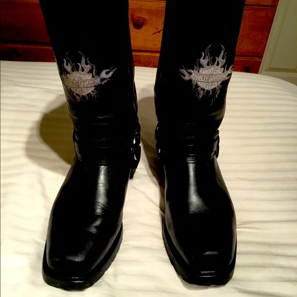 Harley-Davidson Other - 🔥HARLY DAVIDSON BOOTS MANS SIZE 8 FOR ONLY $38🔥
